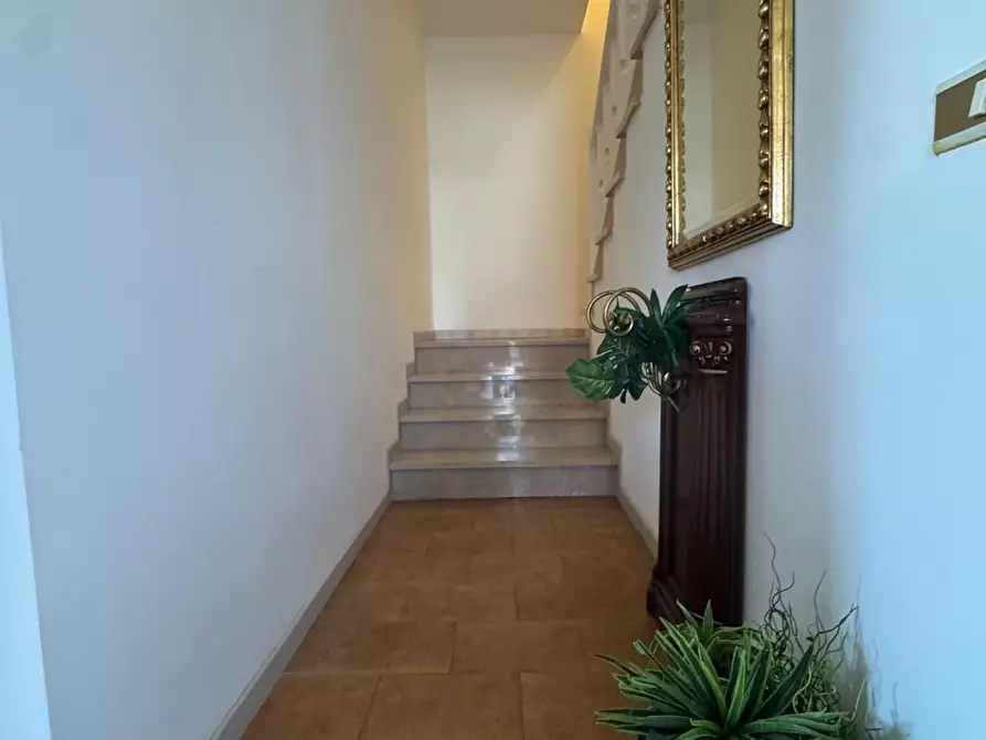 Immagine 11 di Villetta a schiera in vendita  a Viareggio
