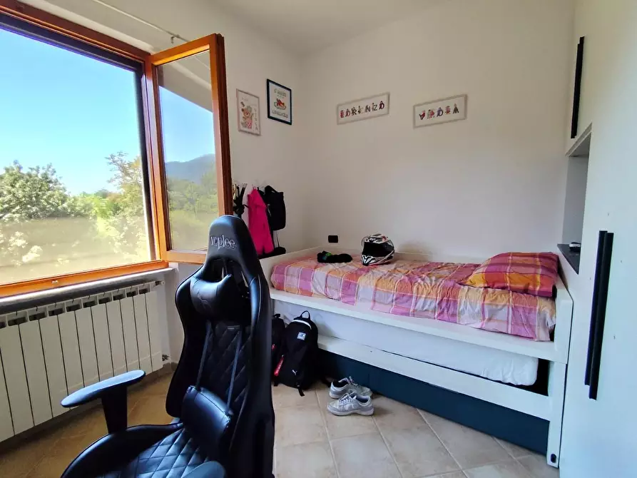 Immagine 10 di Casa indipendente in vendita  a Massa