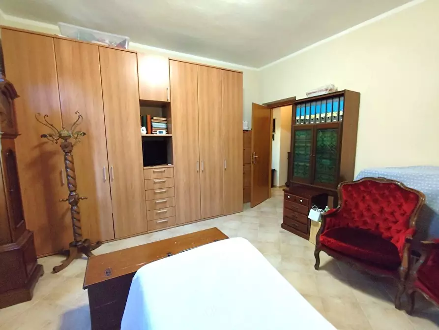Immagine 14 di Casa indipendente in vendita  a Massa