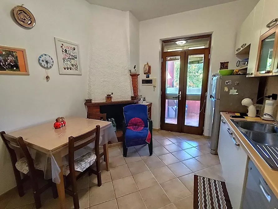 Immagine 12 di Casa indipendente in vendita  a Massa