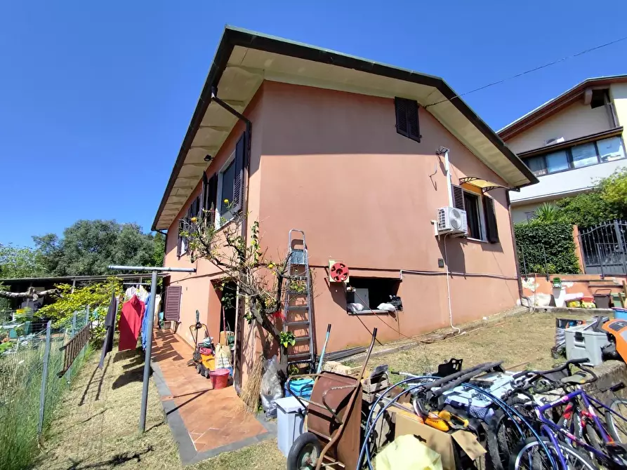 Immagine 31 di Casa indipendente in vendita  a Massa