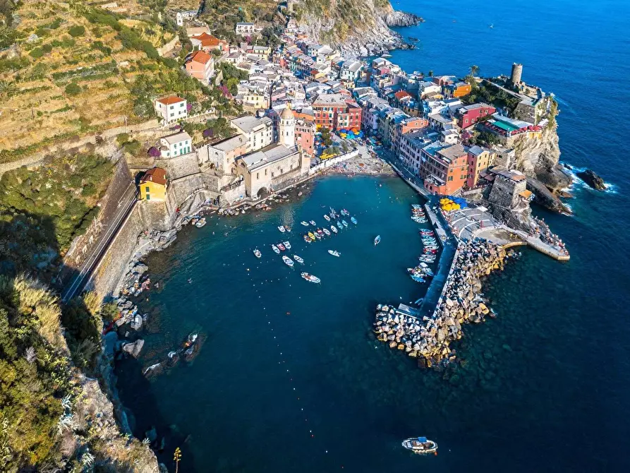 Immagine 1 di Terratetto in vendita  a Vernazza