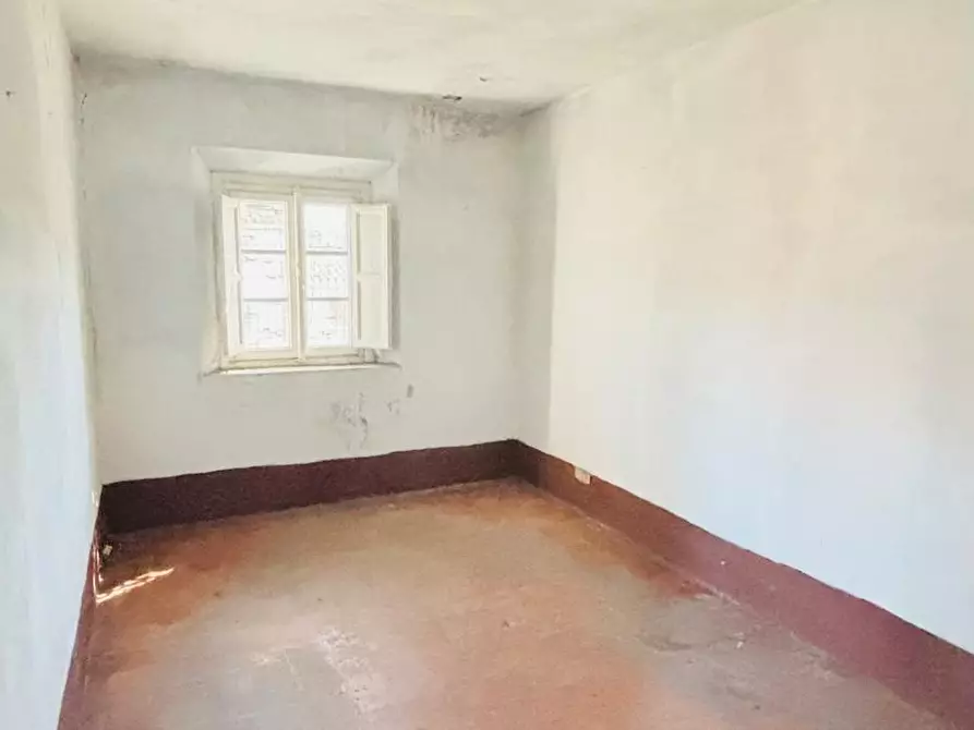 Immagine 38 di Terratetto in vendita  a Lucca