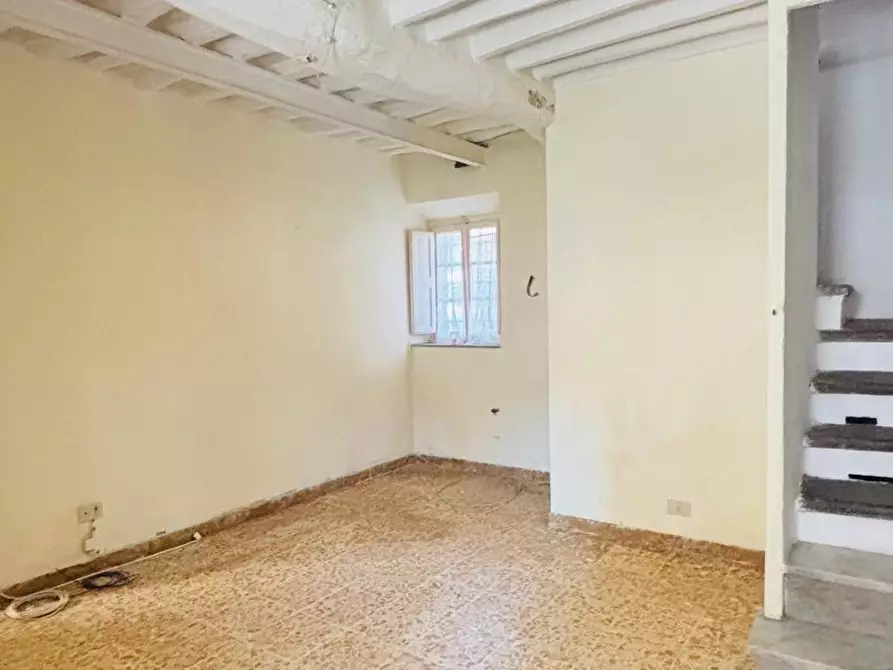 Immagine 12 di Terratetto in vendita  a Lucca