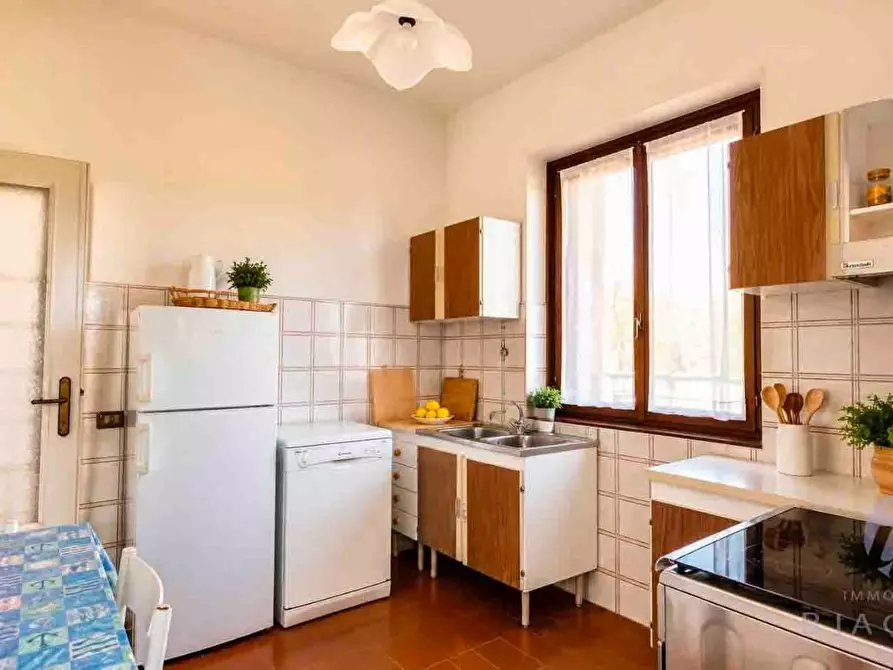 Immagine 9 di Casa bifamiliare in vendita  a Pietrasanta