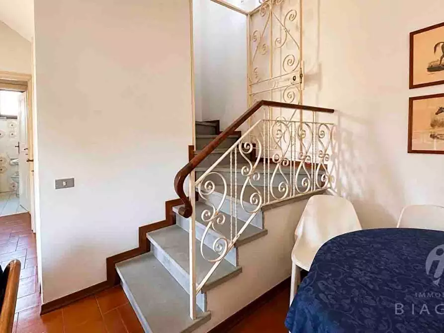 Immagine 13 di Casa bifamiliare in vendita  a Pietrasanta