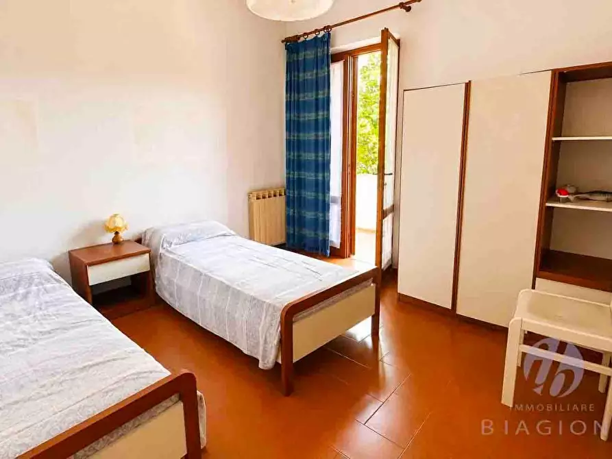 Immagine 11 di Casa bifamiliare in vendita  a Pietrasanta