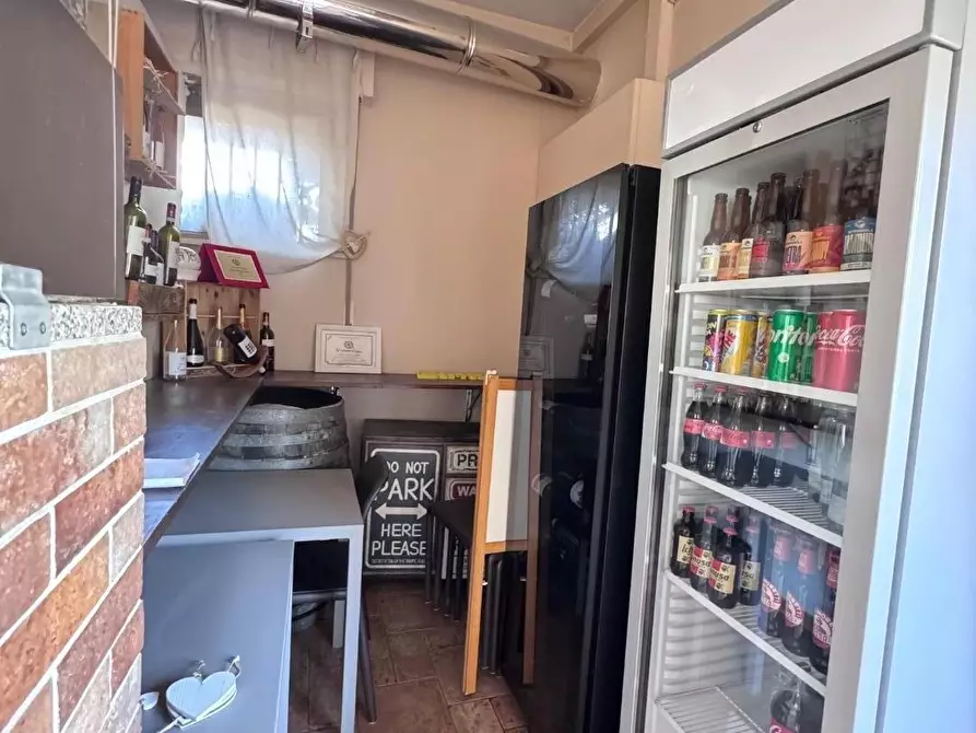 Immagine 15 di Bar / Ristorante in vendita  a Cascina