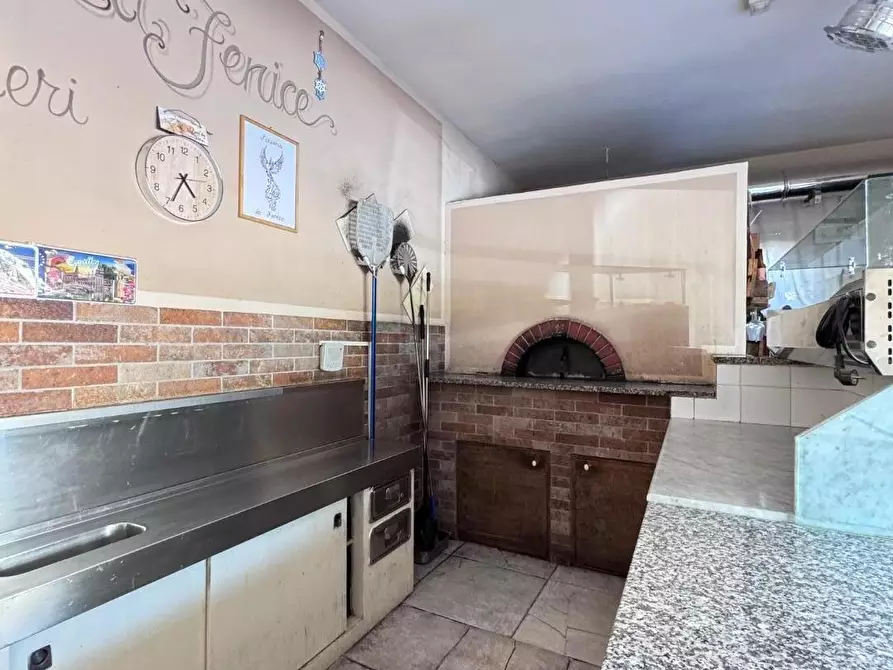 Immagine 13 di Bar / Ristorante in vendita  a Cascina