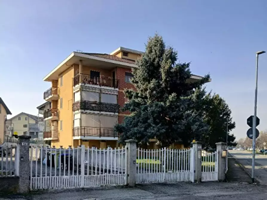 Immagine 1 di Appartamento in vendita  a Brandizzo