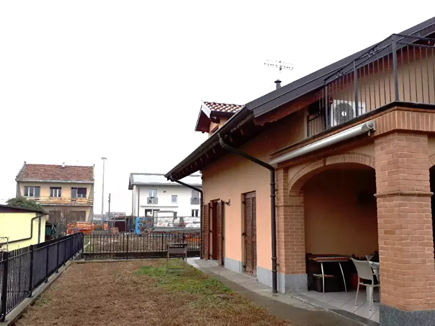 Immagine 14 di Villa in vendita  a Chivasso