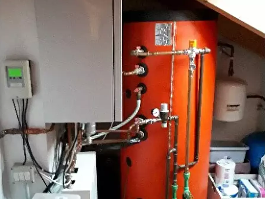 Immagine 32 di Villa in vendita  a Chivasso