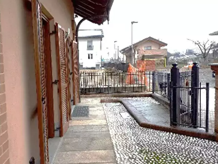 Immagine 6 di Villa in vendita  a Chivasso