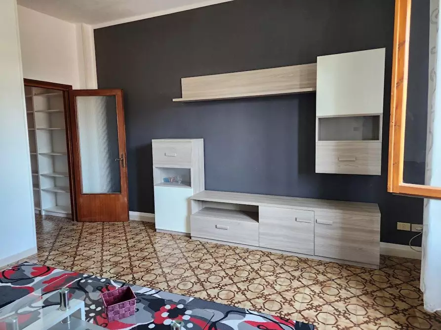 Immagine 7 di Appartamento in affitto  a Santa Maria A Monte