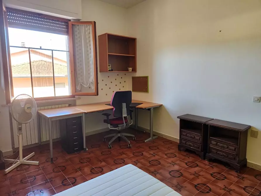 Immagine 12 di Appartamento in affitto  a Santa Maria A Monte