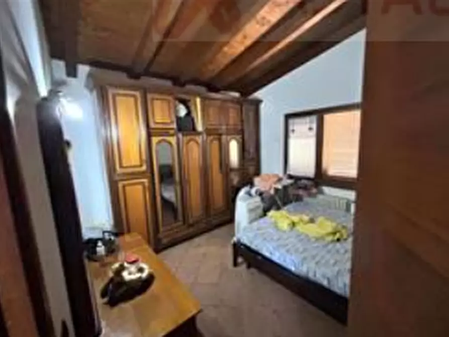 Immagine 29 di Casa colonica in vendita  a None