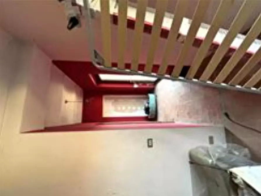 Immagine 18 di Casa colonica in vendita  a None