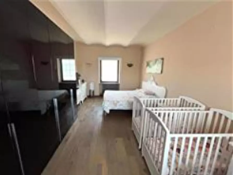 Immagine 23 di Casa colonica in vendita  a None