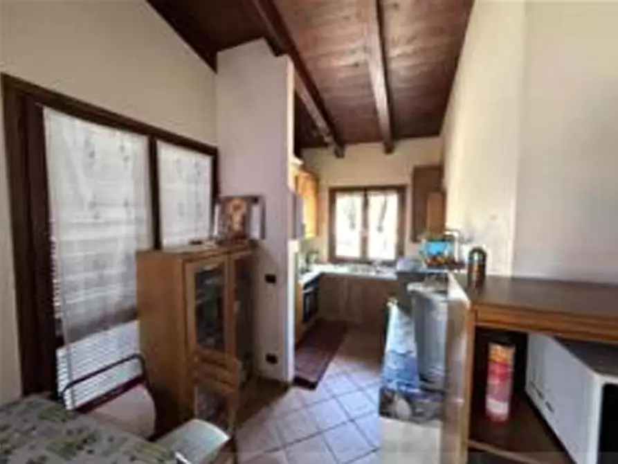 Immagine 27 di Casa colonica in vendita  a None