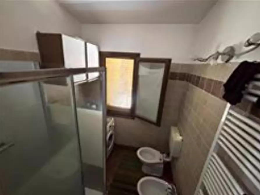 Immagine 31 di Casa colonica in vendita  a None