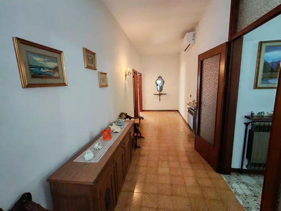 Immagine 15 di Appartamento in vendita  a Santa Maria A Monte