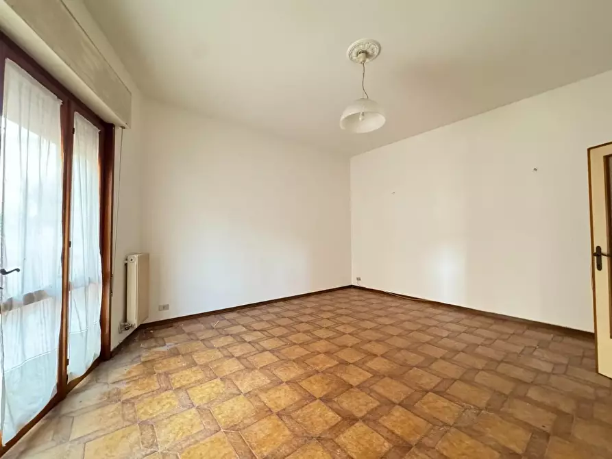 Immagine 18 di Casa trifamiliare in vendita  a Viareggio