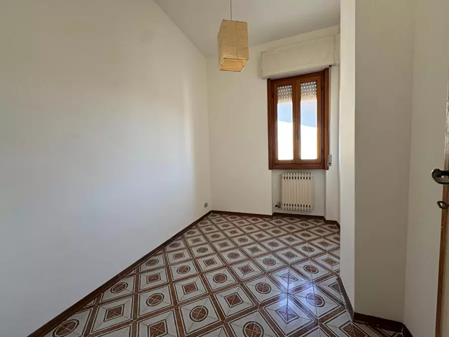 Immagine 16 di Casa trifamiliare in vendita  a Viareggio