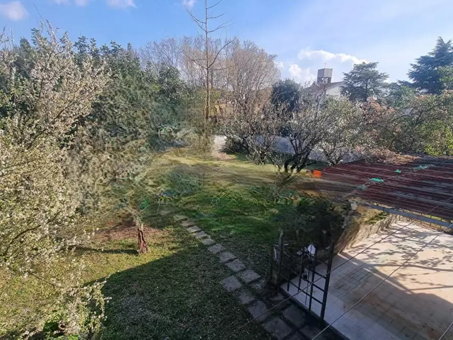 Immagine 2 di Casa indipendente in vendita  a Pisa