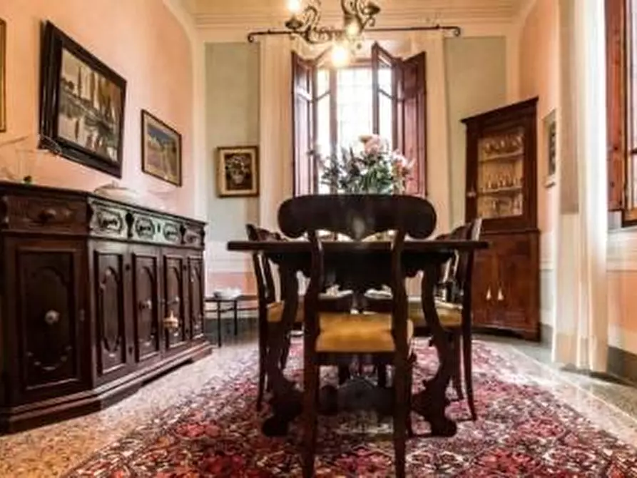 Immagine 9 di Villa in vendita  a Terricciola