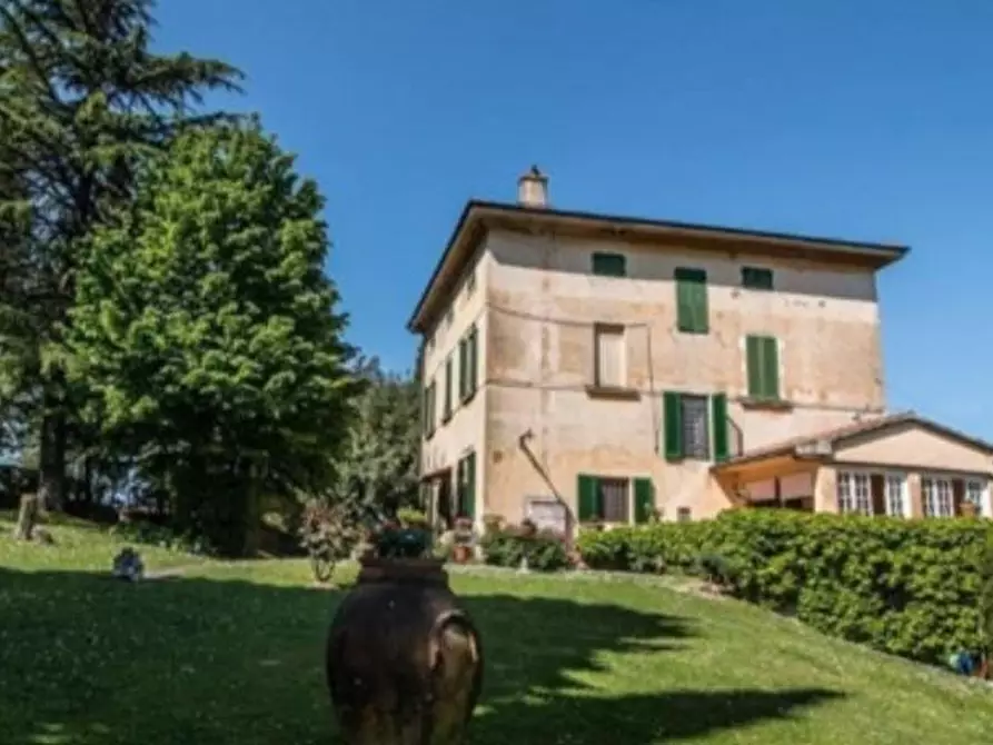 Immagine 3 di Villa in vendita  a Terricciola