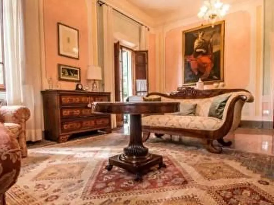Immagine 8 di Villa in vendita  a Terricciola