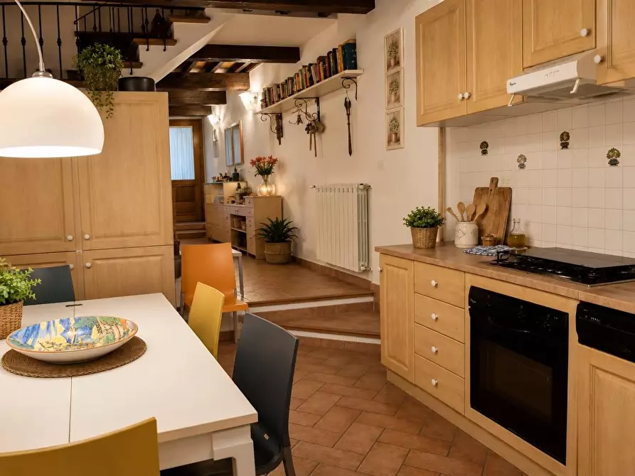 Immagine 9 di Appartamento in vendita  a Torrita Di Siena