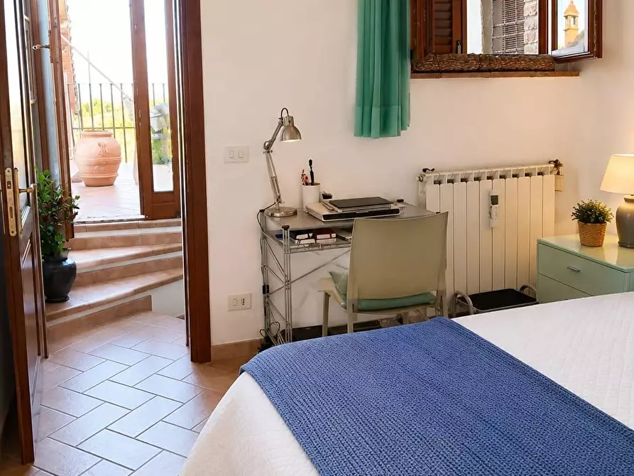 Immagine 12 di Appartamento in vendita  a Torrita Di Siena