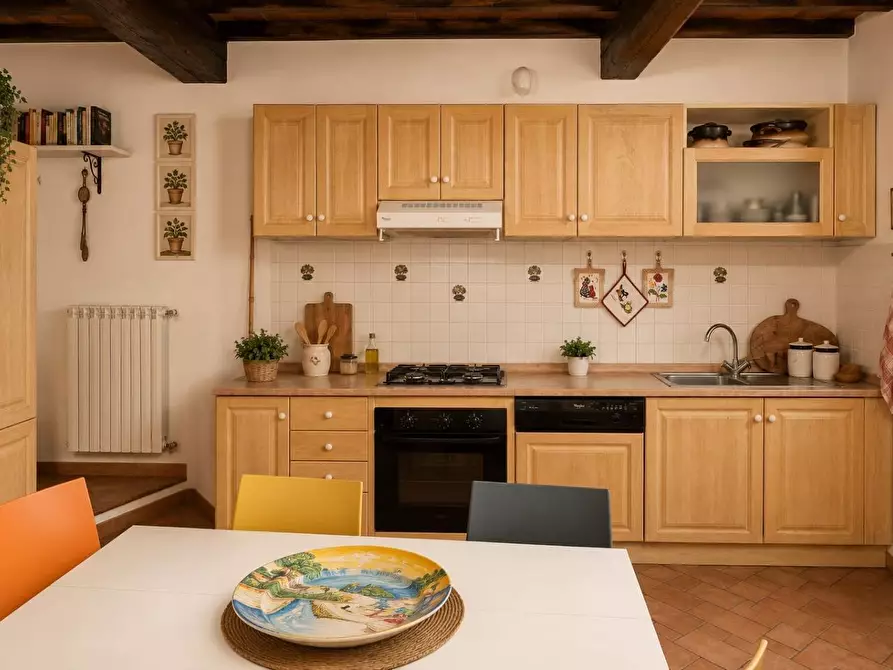 Immagine 18 di Appartamento in vendita  a Torrita Di Siena