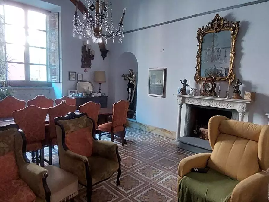 Immagine 4 di Appartamento in vendita  a Carrara