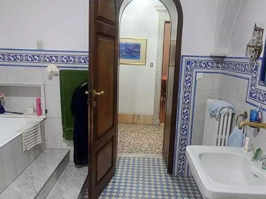 Immagine 20 di Appartamento in vendita  a Carrara