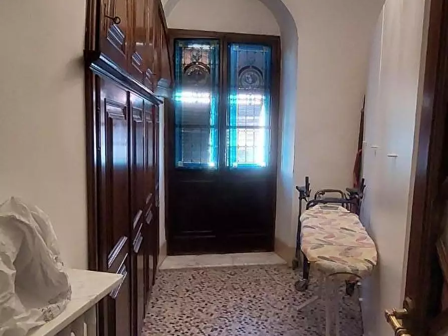 Immagine 23 di Appartamento in vendita  a Carrara
