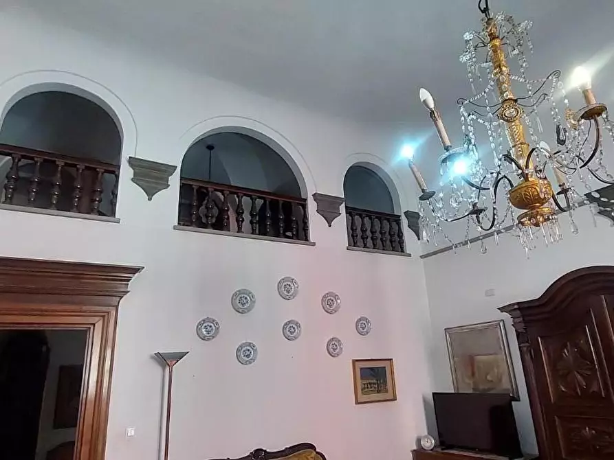 Immagine 30 di Appartamento in vendita  a Carrara