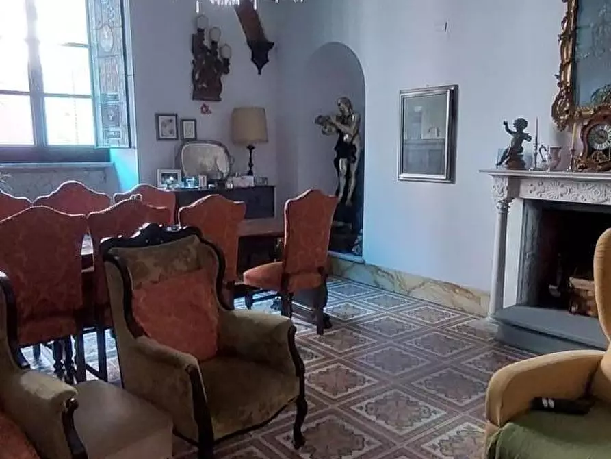 Immagine 5 di Appartamento in vendita  a Carrara