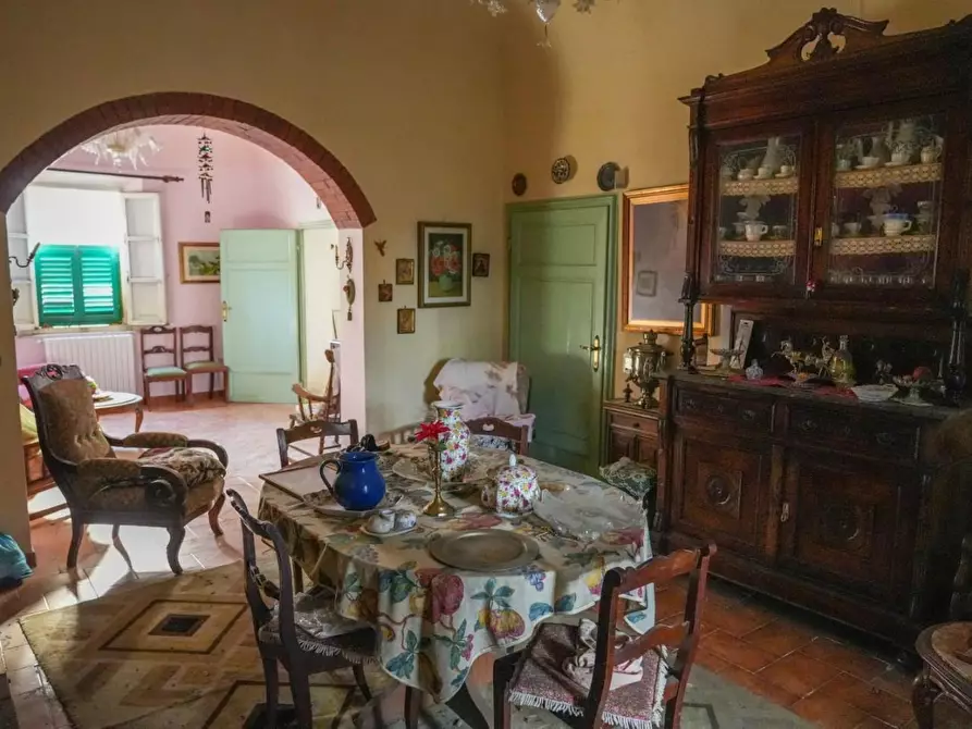 Immagine 4 di Villa in vendita  a Vicopisano