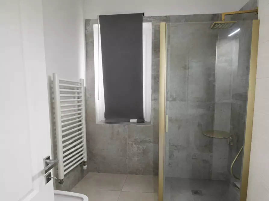 Immagine 19 di Appartamento in vendita  a Colle Di Val D'elsa