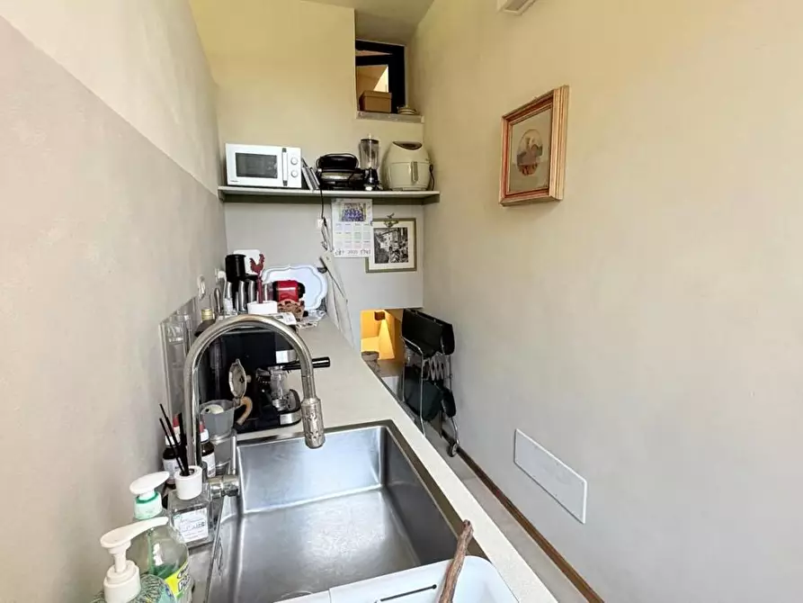 Immagine 18 di Villa in vendita  a Capannori