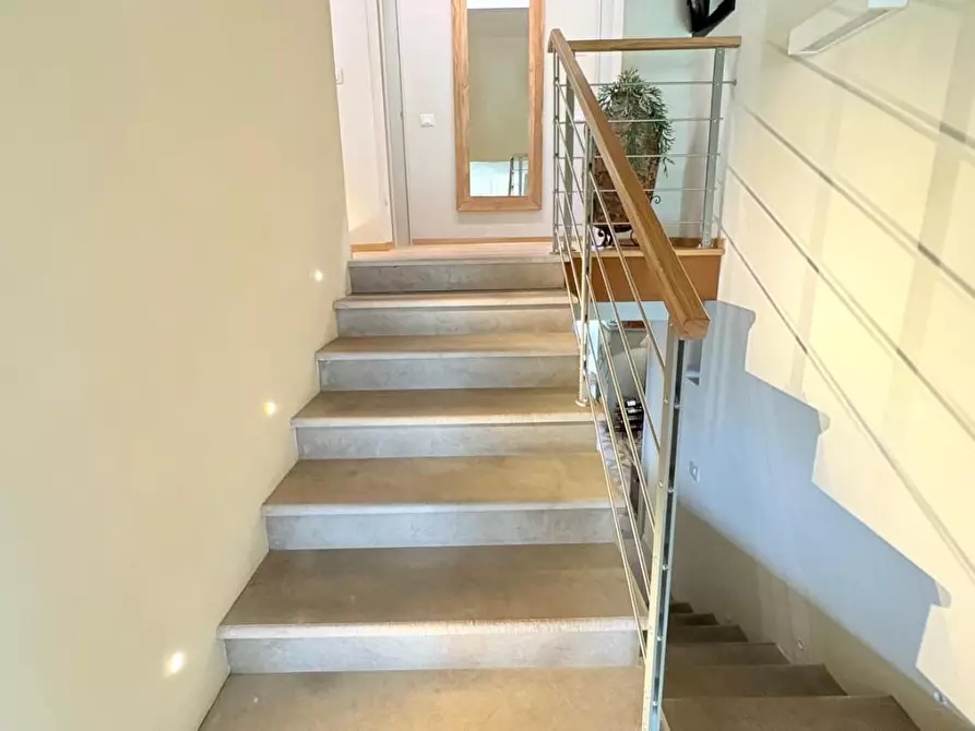 Immagine 31 di Villa in vendita  a Capannori
