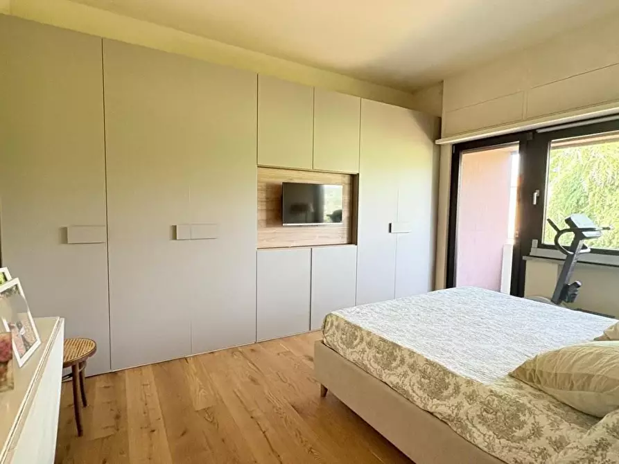 Immagine 24 di Villa in vendita  a Capannori