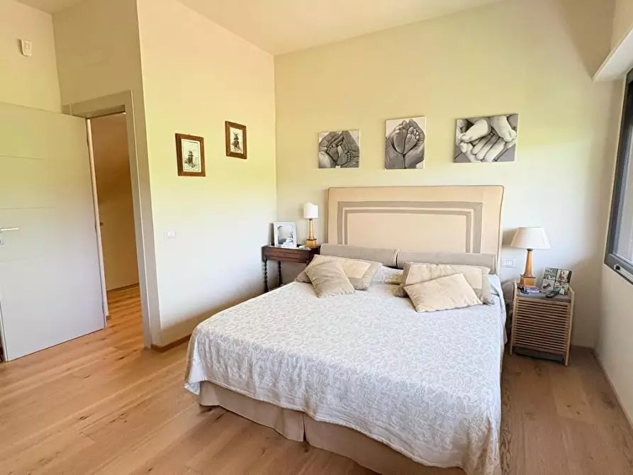 Immagine 29 di Villa in vendita  a Capannori