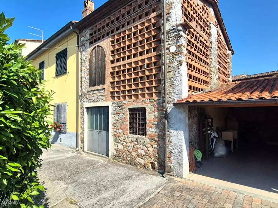 Immagine 18 di Terratetto in vendita  a Capannori