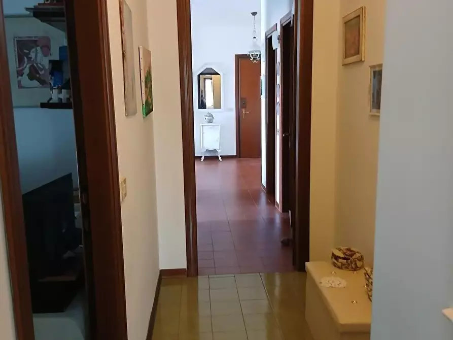 Immagine 27 di Appartamento in vendita  a Massa