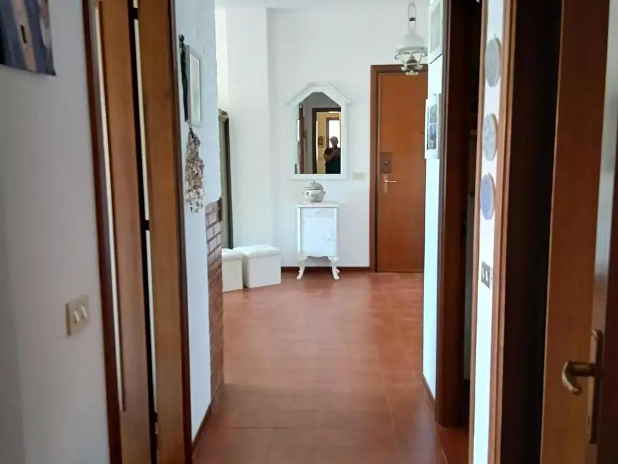 Immagine 28 di Appartamento in vendita  a Massa