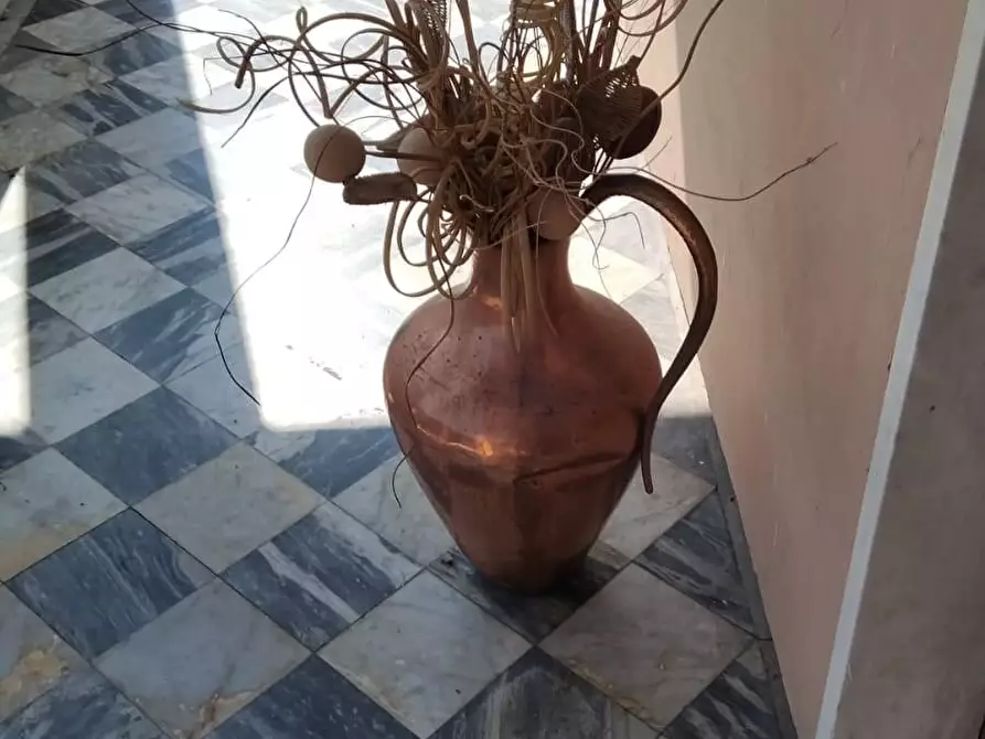 Immagine 11 di Casa semindipendente in vendita  a Carrara