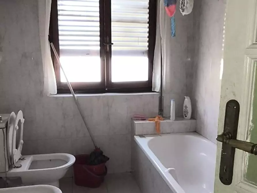 Immagine 28 di Casa semindipendente in vendita  a Carrara